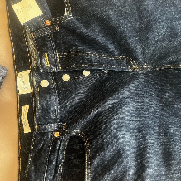 Cropped Vintage Wide Leg Jeans - Picture 3 of 6